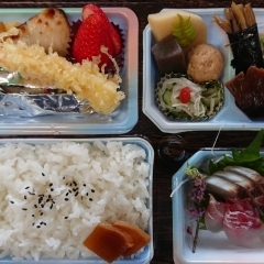 お刺身弁当