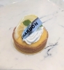 タルトシトロン🍋「まるごと桃のタルト🍑販売中です✨✨」