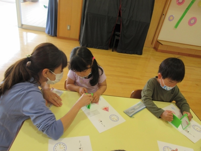 学研幼児教室：どうしたらいいかな～？「色々な事を学び，考えています♪」