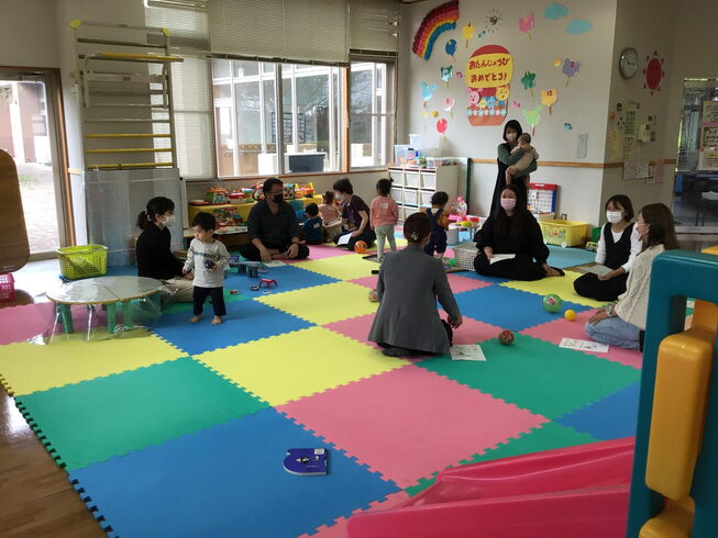 皆さん、真剣に聞いています。「行方市×アール医療専門職大学共同企画!!」