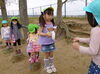 「みんなでお散歩…旧玉造小学校へ」