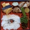 「明日の日替り弁当はカレーコロッケ」