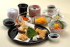 「本日のおすすめランチ！　■天婦羅御膳　政府登録　四季彩ホテル　千代田館　レストラン更紗」