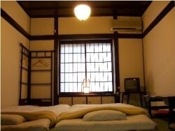 1番人気の和室ダブルのお部屋です。「竹家荘旅館」