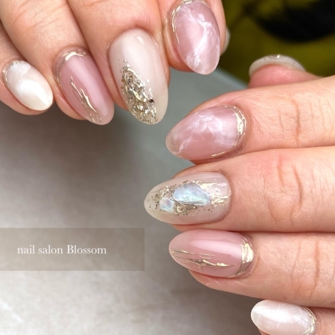 上品なニュアンスネイル Nail Salon Blossom ネイルサロンブロッサム のニュース まいぷれ 三島 上品なニュアンスネイル Nail Salon Blossom ネイルサロンブロッサム のニュース まいぷれ 三島