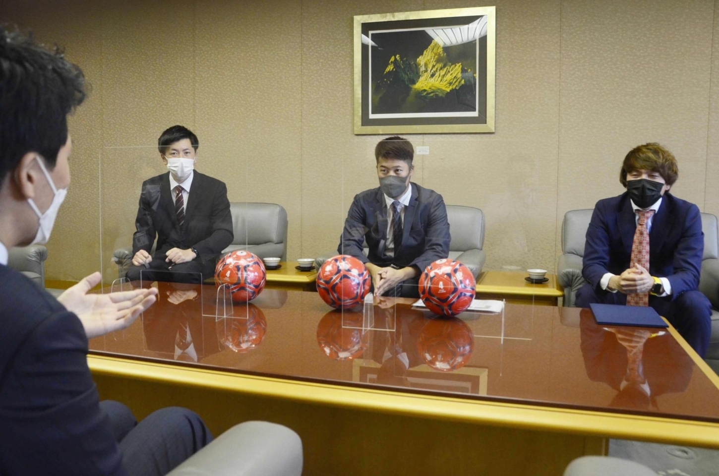 Fc Sonho ソニオ 川西 からサッカーボールを子どもたちに寄贈 かわいいなさんの空中散歩 まいぷれ 川西 猪名川 Fc Sonho ソニオ 川西 からサッカーボールを子どもたちに寄贈 かわいいなさんの空中散歩 まいぷれ 川西 猪名川