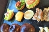 学割有　地域の信頼から親御さんも安心して送り出してくれています「Shin's BURGER」