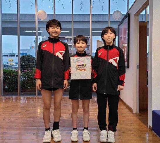 桜木チームの子供たちがお礼の寄せ書きを！「【第13回サン・リフォームカップ】Kビジョンにて特別番組が放映されました！」