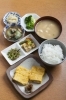 おばんざい定食　680円（税込）「牧野の定食屋 かか舎」