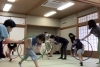 きれいにイルカちゃん達が輪くぐりしています!「元気ハツラツ!パワー全開!南区吉祥院での4〜6歳クラスの英語リトミックレッスン!【南区&下京区のピアノ•リトミック•英語リトに」