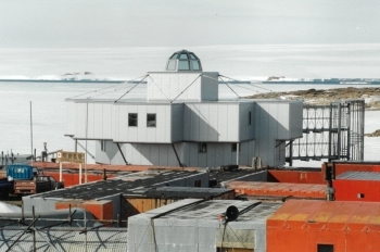 南極にある昭和基地の管理棟建設に携わりました。「株式会社 岩村組」