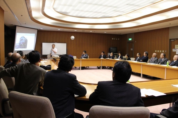 「川崎市産業振興会館」で行われた講演会の様子