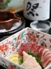 人気の「馬刺し三種盛り」「睦乃家（ぼくんち） 二代目鉄五郎」