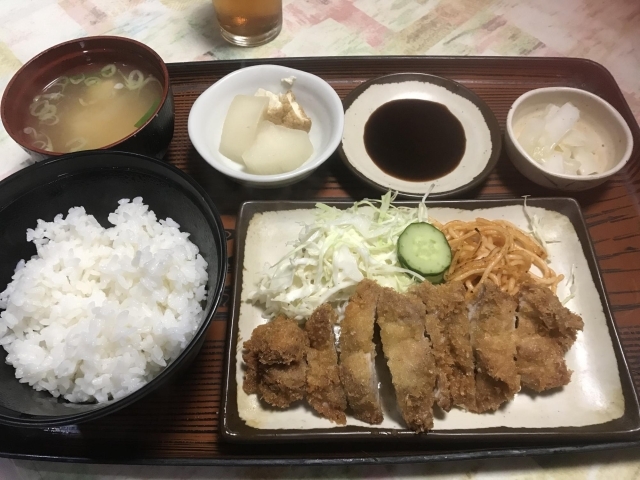 阪神芦屋駅から徒歩2分 古き良き時代を感じさせる老舗レストランロンドン 芦屋市ランチ特集 まいぷれ 芦屋市 阪神芦屋駅から徒歩2分 古き良き時代を感じさせる老舗レストランロンドン 芦屋市ランチ特集 まいぷれ 芦屋市