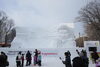 ❺10丁目、大雪像「Ｆビレッジ」（撮影：当編集部）「さっぽろ雪まつり。観てある記（大通会場・昼編）」