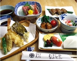 「うなぎ・天ぷら むさしや」本格日本料理が気軽に味わえるお店