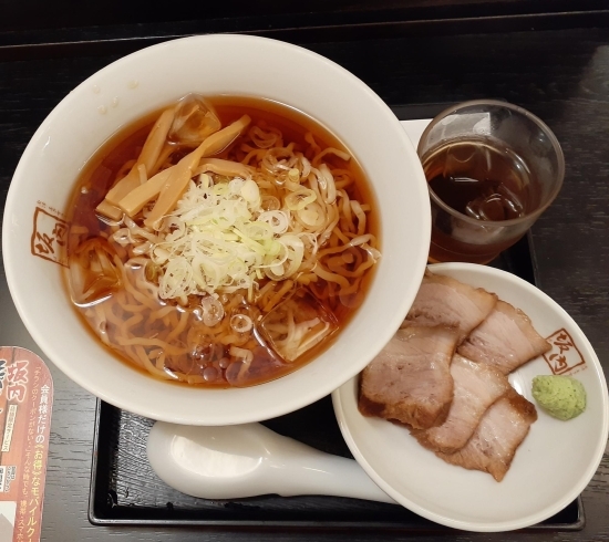 チャーシューとワサビって合うんですね！「ショパン」