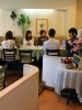 講師を招いて食の健康セミナーを毎月開いています。「シェいなば」