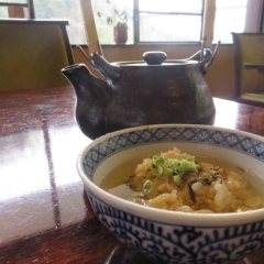 『京風カニ・鰻料理のお店　和音』でひつまむしをいただきました。