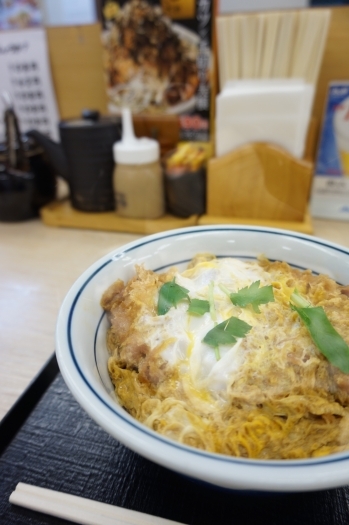 かつやの定番「カツ丼」「かつや西葛西店」