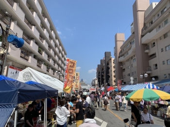 夏の風物詩「サマーフェスタ」
商店街が一気に賑わいます「勝田台駅前 みずき通り商店街」