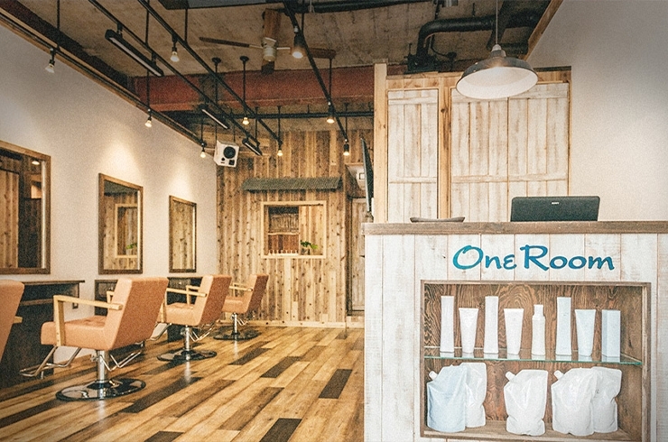 「One Room」One Roomは火曜日も営業中！！