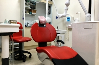 オペ室・歯科用CT完備／完全個室「オオツ歯科クリニック」