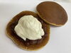つぶあんとクリームチーズをはさんでいます「チーズ生どら 発売中！」