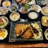 メインが選べる小鉢ランチ