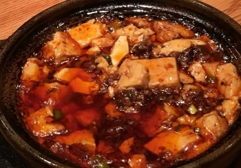 自慢の一品、マーボ－豆腐。お好みの辛さでお作りします。「家庭中華料理 司馬」