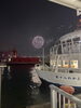 見る場所で表情を変える、同じ夜空の花火。とても素敵な景色「【若松・戸畑】洞海湾に広がる光と音楽の感動！「第41回くきのうみ花火の祭典」へ行ってきました」