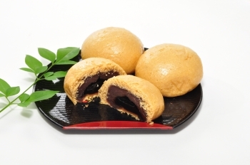 一番人気の茶饅頭「菓匠 美松」