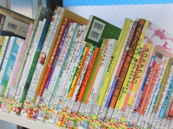 たくさん読んでほしいから、貸出図書も充実しています。「公文式 西葛西グリーン教室」