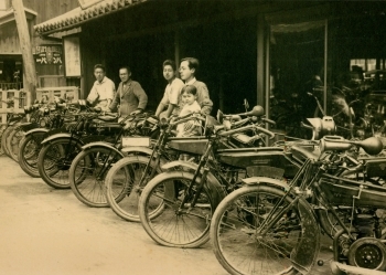 昔ながらの自転車を展示するイベントも。※昭和初期「大森自転車商会」