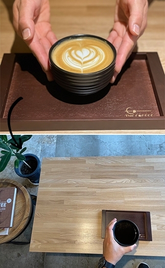 上：手渡されるコーヒー　下：お好きな席へ。電源席・無線LAN有「THE COFFEE」