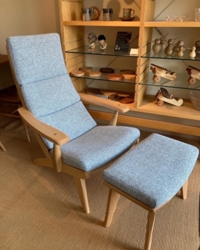 イージーチェアとオットマン「くつろげるパーソナルチェアとオットマン　チェア・いす・椅子を選ぶなら札幌の家具専門店『彩工房畑山』」