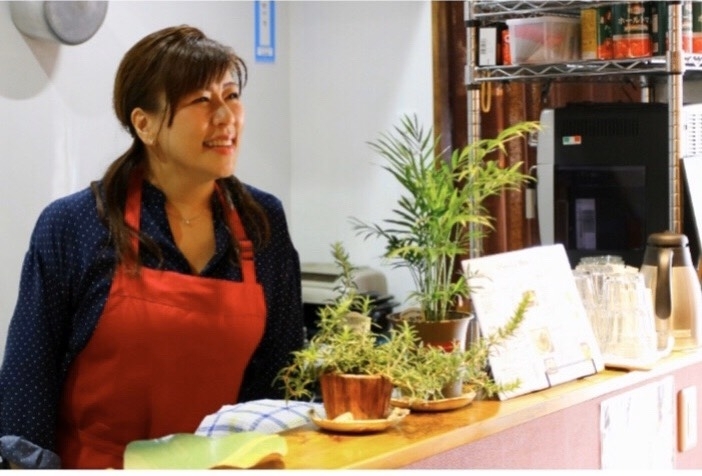 「AyasuCafe KOIWA」ママもフリーランスも！　働くあなたを応援するコワーキングカフェ