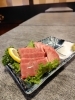 「一番人気！マグロのお刺身はチケット1枚で楽しめます」