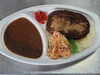 カレーライスに+250円でハンバーグをトッピング「8月の店休日と最近の焼き鳥げんき(^^)/」