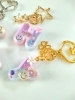 アルファベットによってはオーダーになります😊「🌈とっても使いやすいミニサイズのイニシャルキーホルダー販売中です🌈」