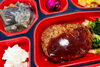 ハンバーグデミソース＆茄子の味噌炒め「４月３日のお弁当🍱」
