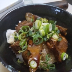 チャーシュー丼