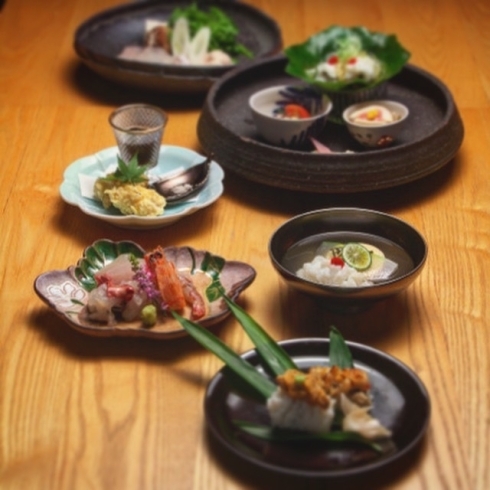 「こんばんは  IKOI Japanese Cuisineです✨淡路島3年トラフグのコース料理始まってます！毎年人気の三年とらふぐぜひご賞味ください✨」