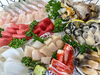 刺身盛り合わせ「先週の刺身、お寿司、海鮮丼沢山のご注文ありがとうございました✋」