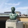 こちらが主役となる胸像「除幕式 in 松阪市」