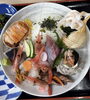 「土日限定❗️先着３人前 やりすぎ海鮮丼 3,500円食べに来てね✨」