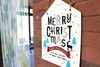「ホールがクリスマス仕様に🎄🎁☃️✨」