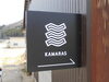 建物に取り付けた看板（表面）「看板取り付け工事」