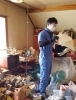 ゴミ屋敷清掃：散乱したゴミの撤去から消臭作業まで対応可能。「遺品整理 虹の架け橋」