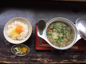 小玉（玉子かけご飯）
鍋焼き肉吸い「鍋焼きうどん mammam（まんま）」